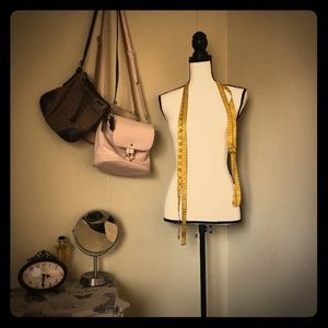 Welcome to my closet full of distinctive styling!!